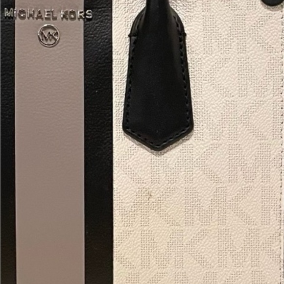 Michael Kors Center Stripe Sachel - Picture 3 of 4